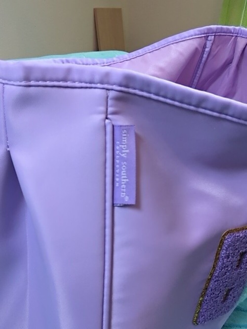 Simply Southern Lavender Tote with Multicolor "BE KIND" Patch - Picture 4 of 4